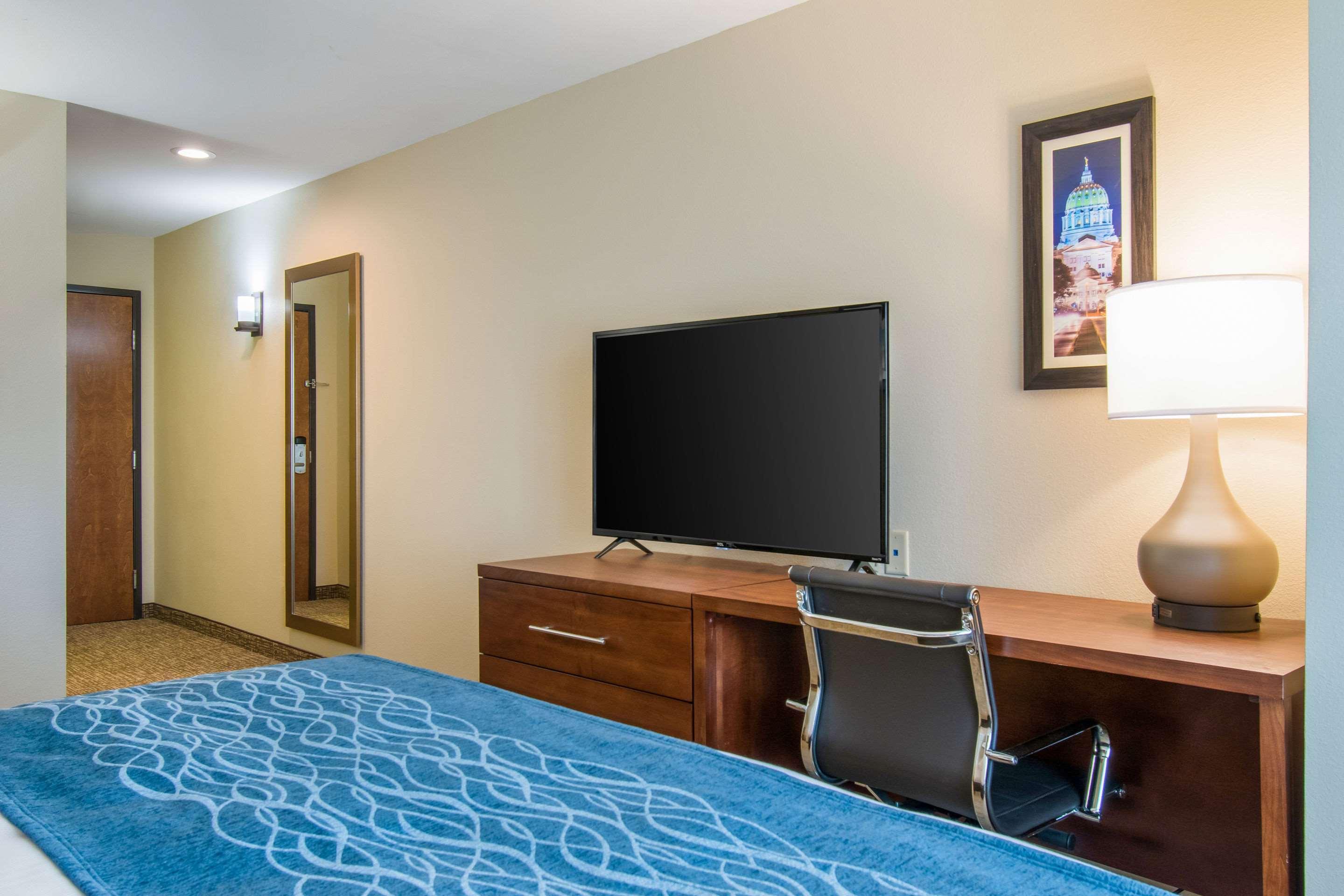 Comfort Inn & Suites Harrisburg - Hershey West Bagian luar foto