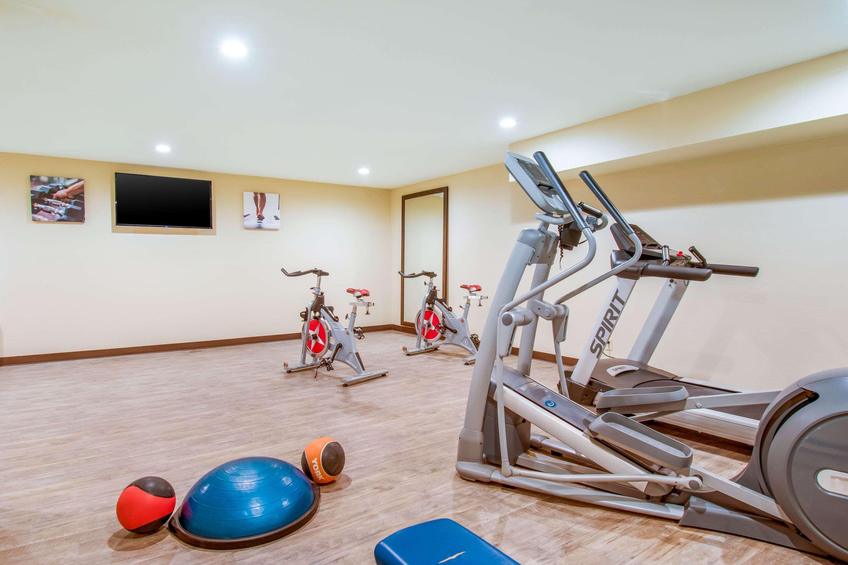 Comfort Inn & Suites Harrisburg - Hershey West Bagian luar foto