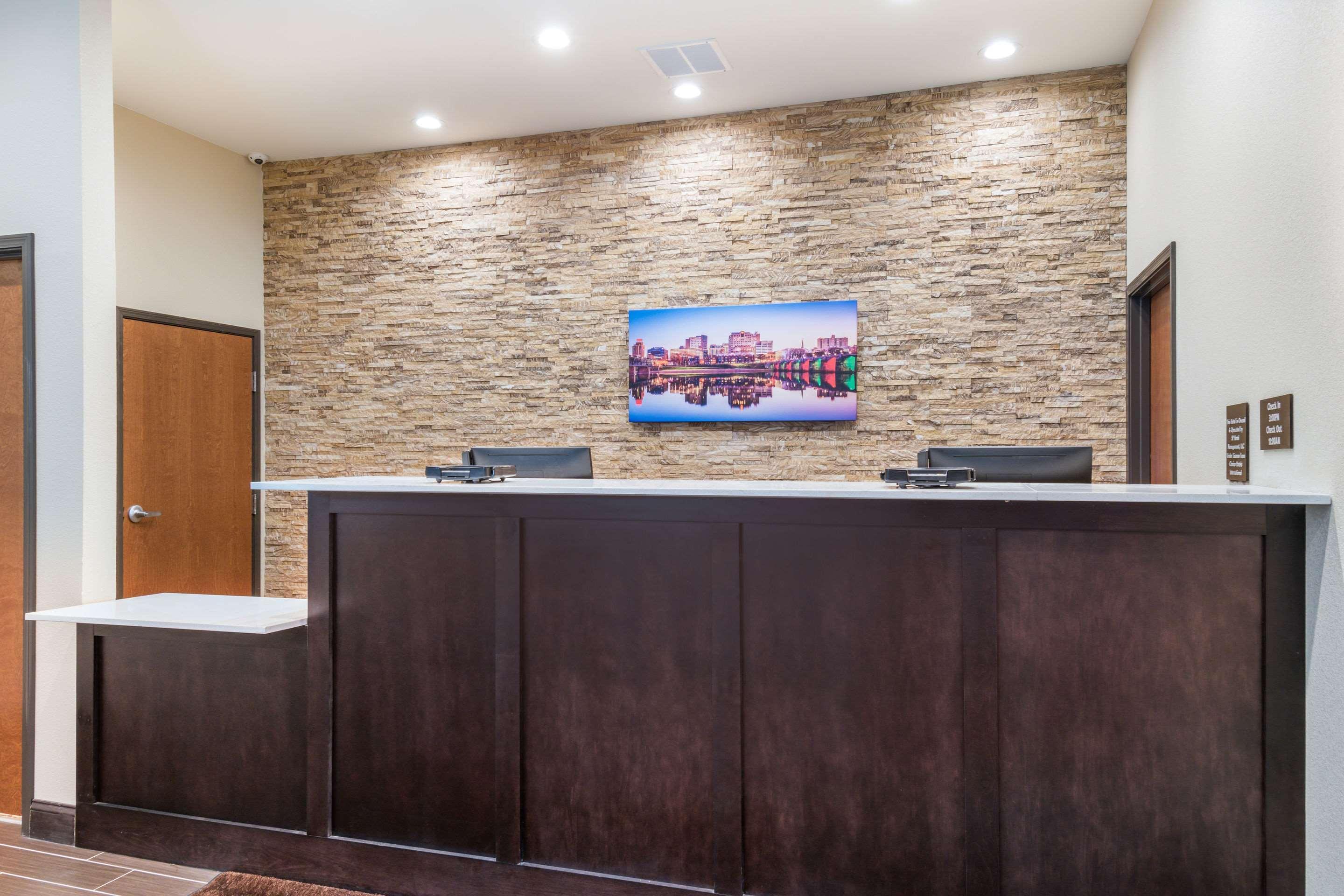 Comfort Inn & Suites Harrisburg - Hershey West Bagian luar foto